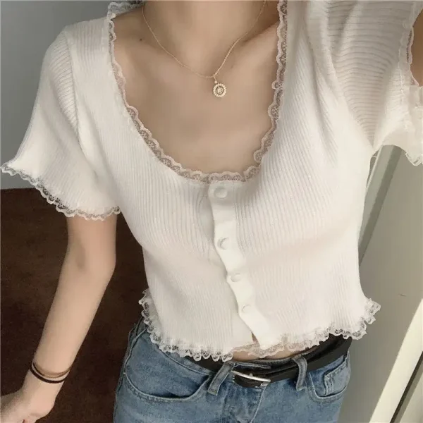 Áo croptop bigsize 55-90kg KimFashion, áo kiểu croptop bigsize nút phối ren AT08 - Hình ảnh 4
