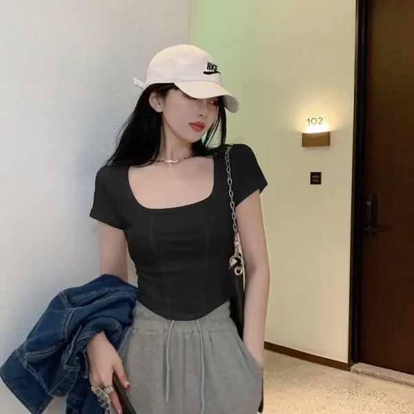Áo croptop tay dài day rút bên áo bigsize từ 60-90kg - Hình ảnh 2