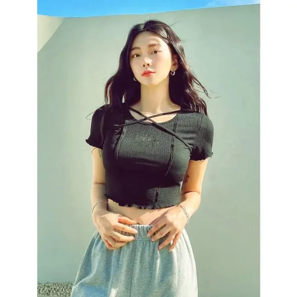 Áo croptop bigsize, áo croptop tay ngắn dây chéo hình lá thư 55-90kg AT28 - Hình ảnh 3