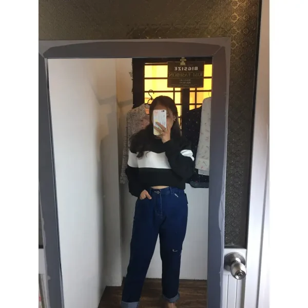Áo Sweater Ba Màu Cho Nam Nữ - Hình ảnh 4